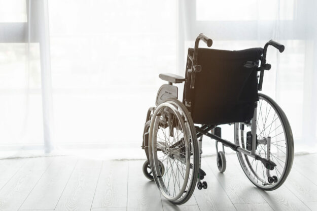 close-up-professional-wheelchair-indoors